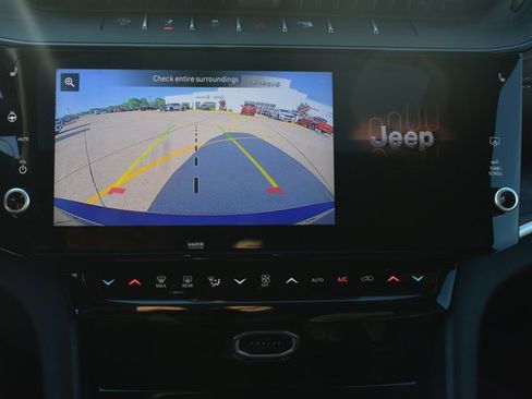 New 2026 Jeep Grand Cherokee L Limited AWD/4WD image 26