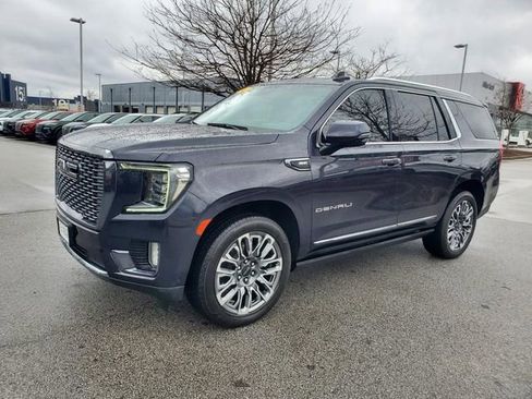 Used 2023 GMC Yukon Denali Ultimate image 7