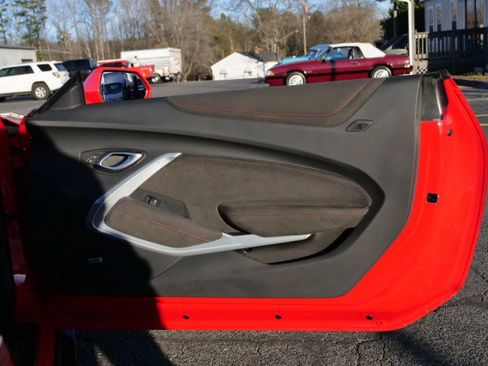 Used 2024 Chevrolet Camaro ZL1 image 38