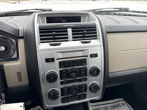 Used 2009 Mercury Mariner 2WD image 13