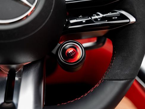 Used 2022 Mercedes-Benz SL 63 AMG 4MATIC image 51