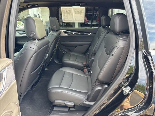 Certified 2024 Cadillac XT6 Premium Luxury FWD image 19