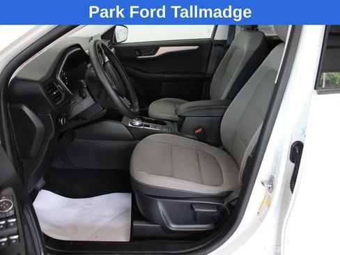 Used 2022 Ford Escape SE w/ Cold Weather Package AWD/4WD image 13