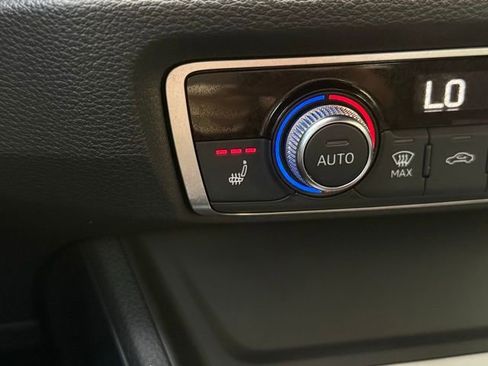 Used 2021 Audi Q3 2.0T Premium image 20