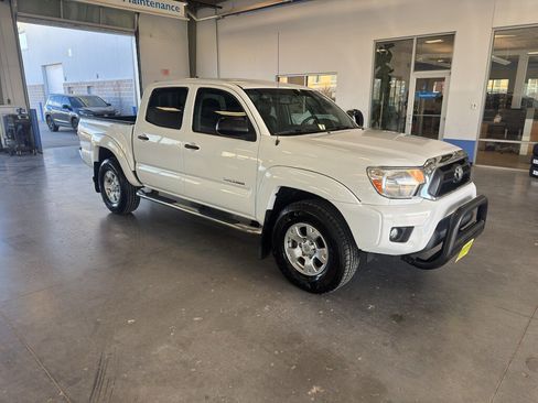 Used 2012 Toyota Tacoma 4x4 Double Cab image 7