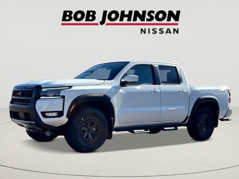 New 2026 Nissan Frontier PRO-4X w/ Tow Package AWD/4WD image 7