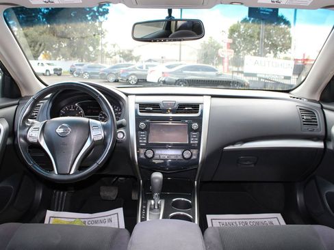 Used 2013 Nissan Altima 2.5 SV w/ 2.5SV Convenience Pkg image 22