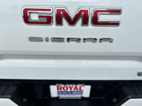 Used 2025 GMC Sierra 1500 Elevation w/ X31 Off-Road Package AWD/4WD image 28