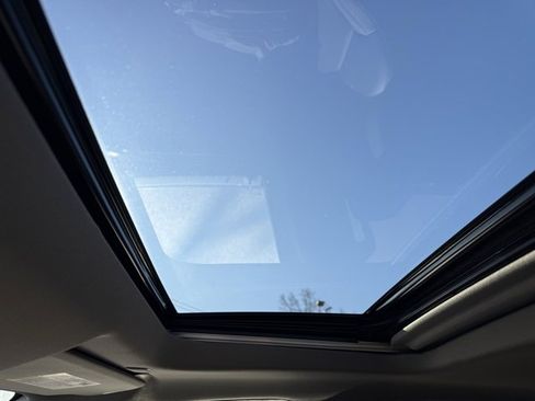 Used 2024 GMC Sierra 1500 Denali w/ Denali Reserve Package image 15