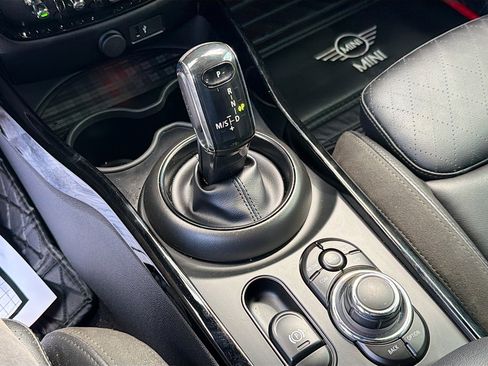 Used 2022 MINI Cooper Clubman John Cooper Works image 28