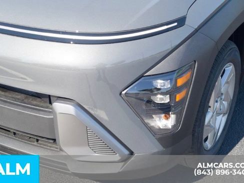Used 2026 Hyundai Kona SE FWD image 11
