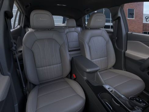 New 2026 Buick Envista Avenir FWD image 16