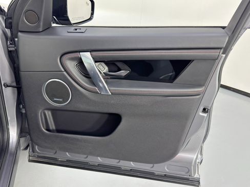 Used 2021 Land Rover Discovery Sport SE R-Dynamic image 45