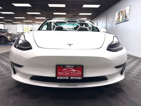 Used 2022 Tesla Model 3 RWD image 3