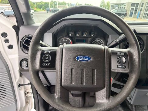 Used 2016 Ford F250 XL w/ Power Equipment Group AWD/4WD image 20