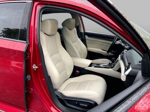 Used 2020 Honda Accord EX-L image 9