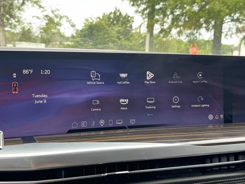 Used 2025 Cadillac Escalade ESV Premium Luxury AWD/4WD image 20