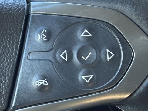 Used 2017 Chevrolet Silverado 2500 High Country w/ Duramax Plus Package image 37