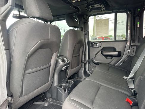 Used 2021 Jeep Wrangler Unlimited Sport AWD/4WD image 19
