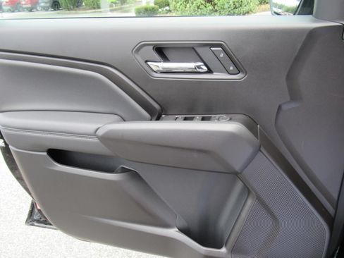 New 2026 GMC Canyon Elevation w/ Convenience Package RWD image 21