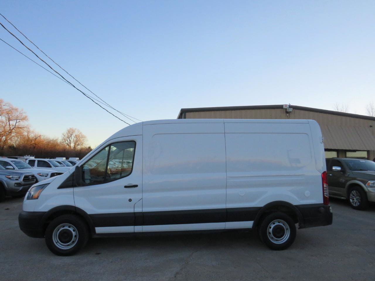 Used 2019 Ford Transit 350 148 Medium Roof RWD image 8