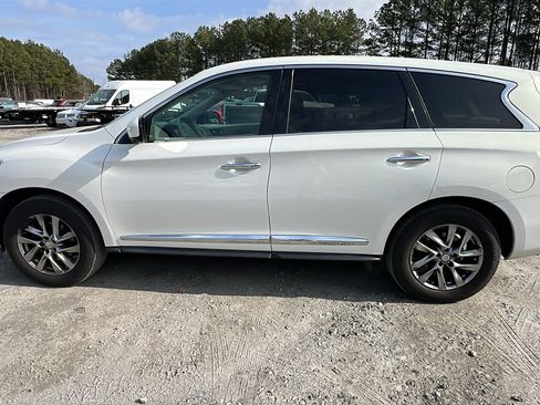 Used 2013 INFINITI JX35 FWD w/ Premium Pkg image 11