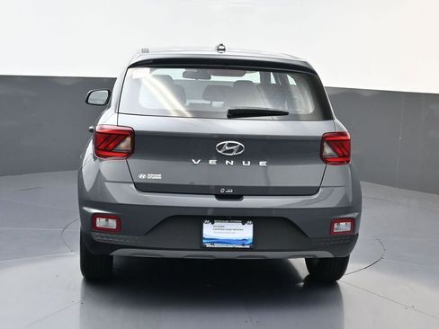 Certified 2026 Hyundai Venue SE FWD image 5