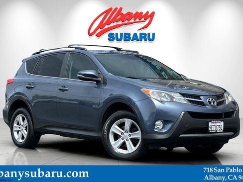 Used 2014 Toyota RAV4 XLE AWD/4WD image 1