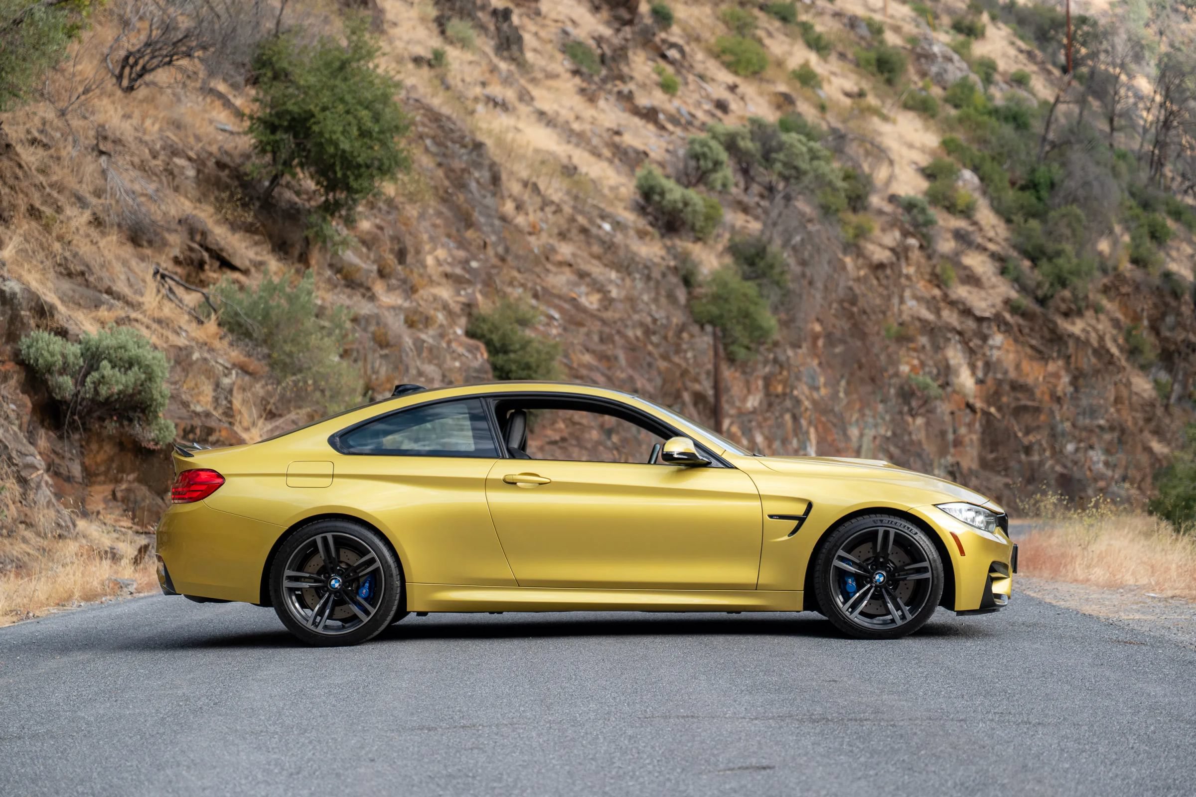 Used 2016 BMW M4 Coupe RWD image 14