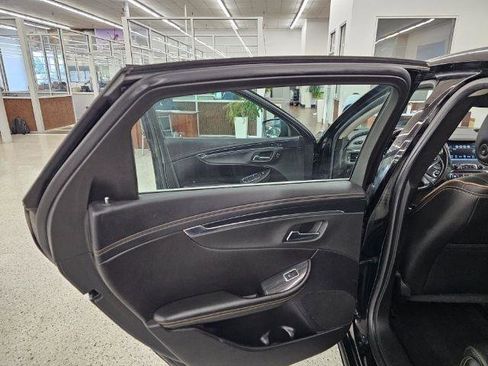 Used 2019 Chevrolet Impala Premier w/ Premier Confidence Package FWD image 35