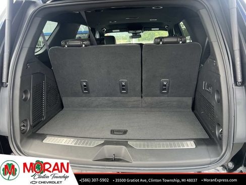 Used 2023 Chevrolet Tahoe RST w/ Luxury Package AWD/4WD image 12