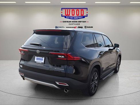 Used 2025 Toyota Grand Highlander AWD Hybrid image 3