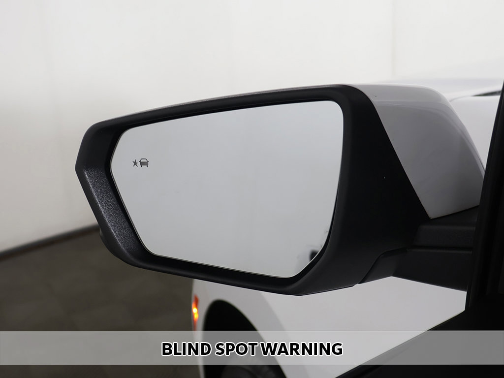 Used 2024 Chevrolet Equinox LT AWD/4WD image 5