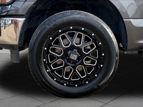 Used 2020 Ford F150 XLT AWD/4WD image 11