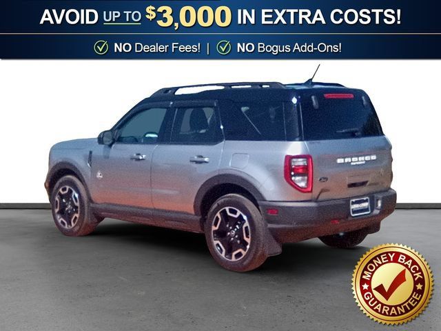 Used 2023 Ford Bronco Sport Outer Banks w/ Tech Package AWD/4WD image 4