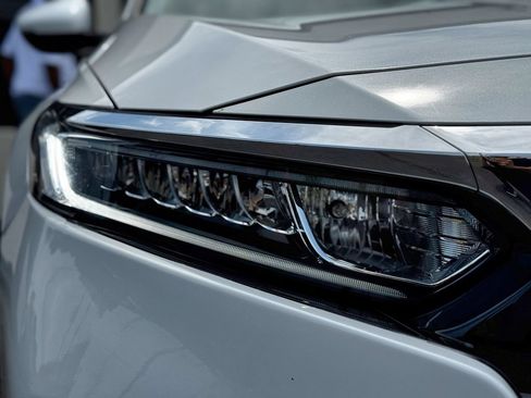 Used 2018 Honda Accord EX-L image 18