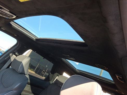 Used 2024 Hyundai Palisade Calligraphy image 24