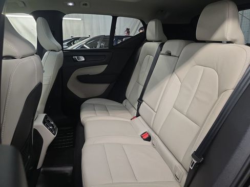 Used 2023 Volvo XC40 B5 Ultimate w/ Protection Package Premier AWD/4WD image 26