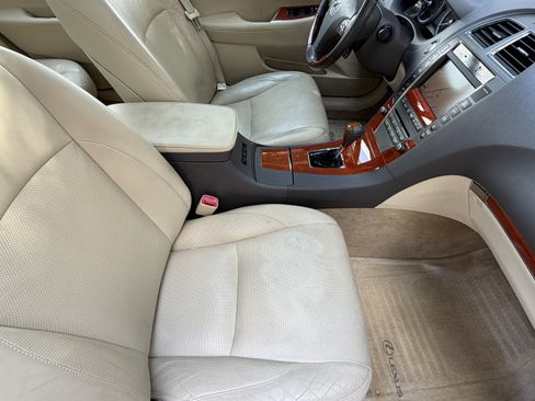 Used 2011 Lexus ES 350 FWD image 43