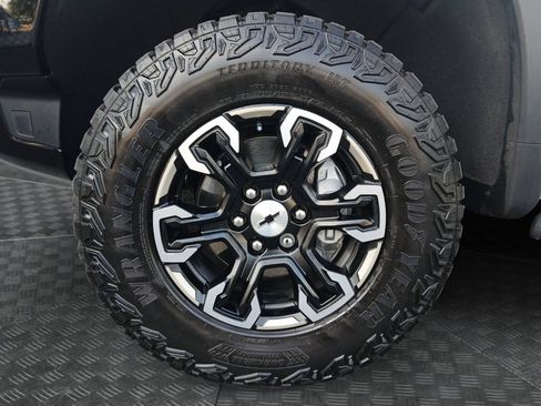Used 2026 Chevrolet Silverado 1500 ZR2 AWD/4WD image 22