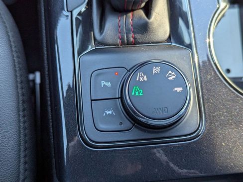 Used 2021 Chevrolet Blazer RS w/ Enhanced Convenience Package image 24