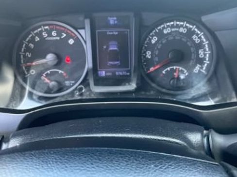 Used 2020 Toyota Tacoma SR RWD image 21