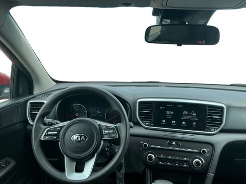 Used 2022 Kia Sportage LX AWD/4WD image 10