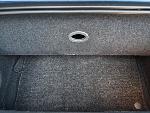 Used 2008 Chrysler Crossfire Limited image 18