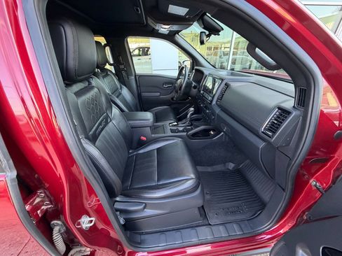 Used 2022 Nissan Frontier PRO-4X w/ Pro-4X Premium Package image 26