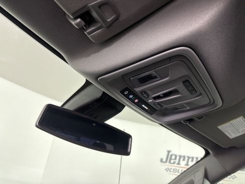 Used 2022 GMC Sierra 2500 Denali image 17