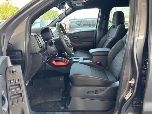 Used 2026 Nissan Frontier PRO-4X AWD/4WD image 27