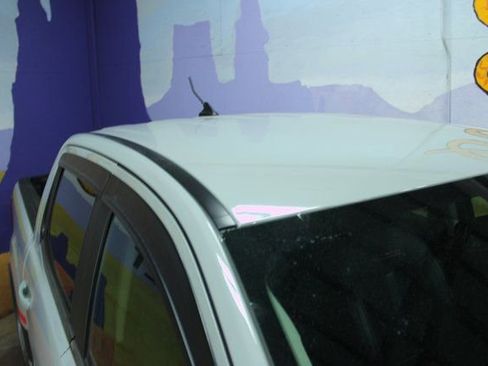 Used 2021 Ford Ranger Lariat w/ Tremor Off-Road Package image 2