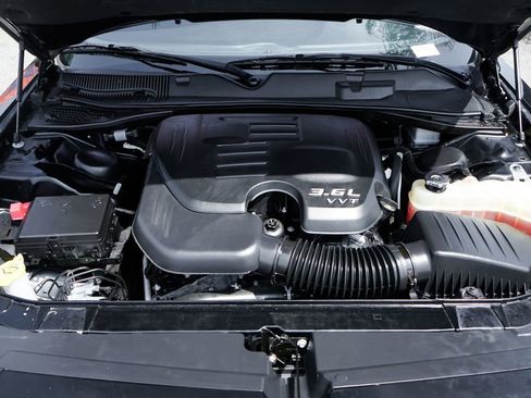 Used 2023 Dodge Challenger SXT RWD image 11