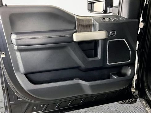 Used 2021 Ford F250 Lariat AWD/4WD image 19
